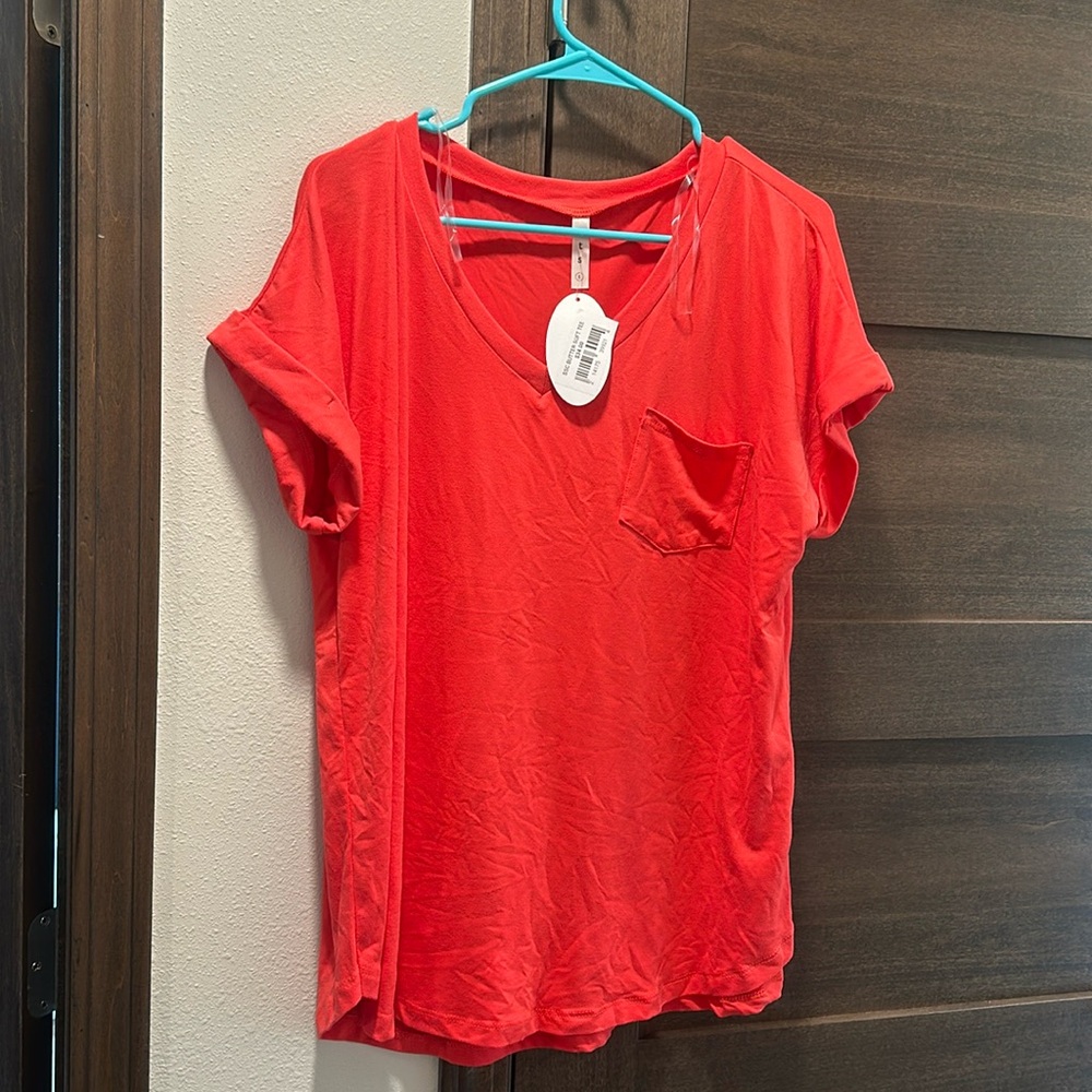 Large Pocket Tee